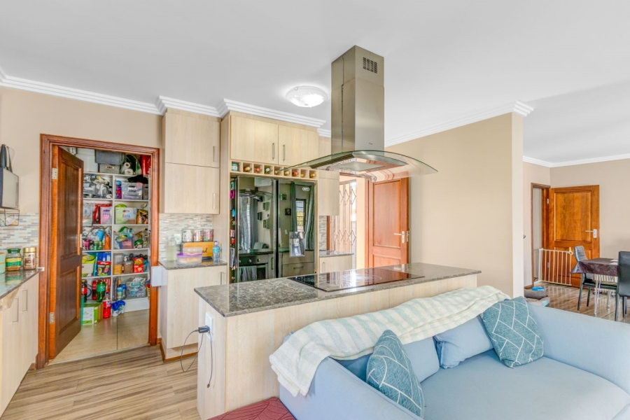 5 Bedroom Property for Sale in Sunninghill Gauteng