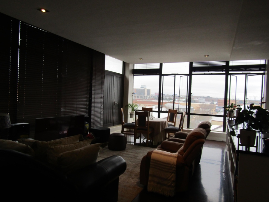 To Let 1 Bedroom Property for Rent in Newtown Gauteng