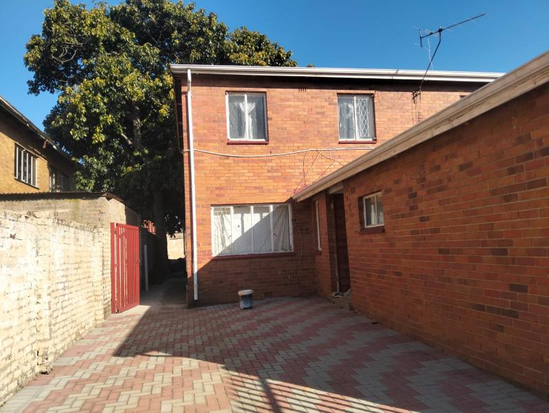 2 Bedroom Property for Sale in Forest Hill Gauteng
