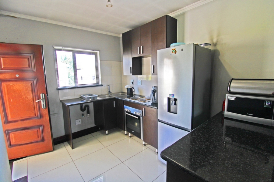 2 Bedroom Property for Sale in Noordwyk Gauteng