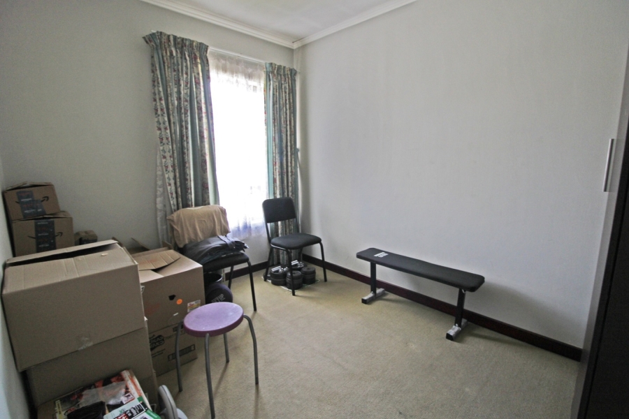 2 Bedroom Property for Sale in Noordwyk Gauteng