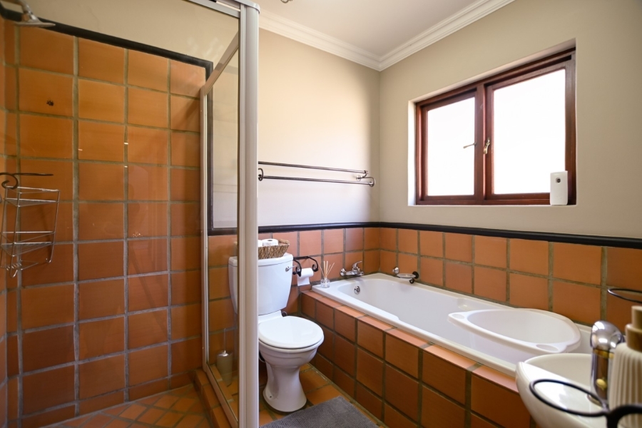 4 Bedroom Property for Sale in Sable Hills Gauteng