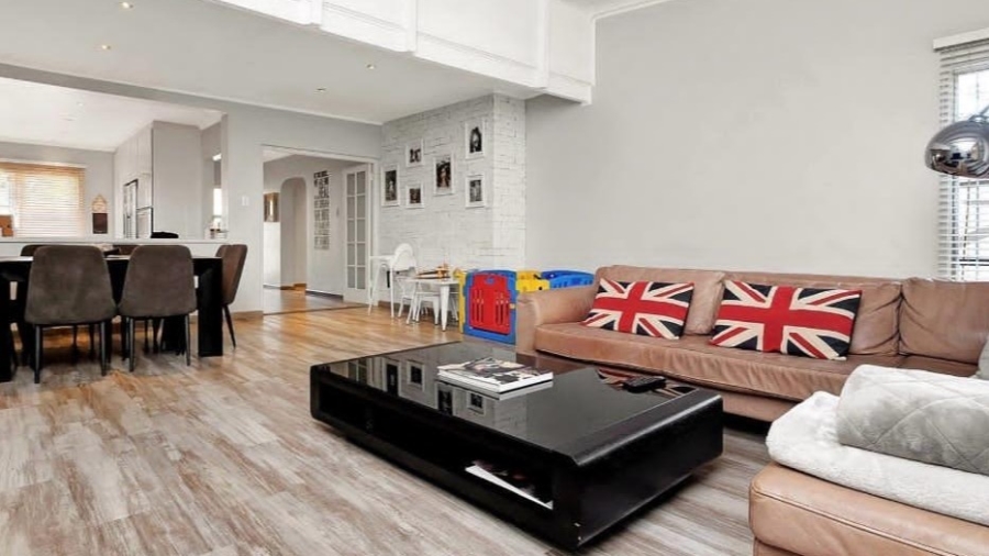 2 Bedroom Property for Sale in Woodmead Gauteng