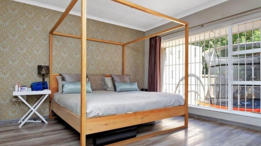 2 Bedroom Property for Sale in Woodmead Gauteng