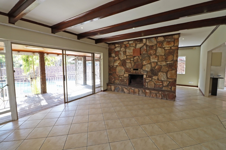 To Let 4 Bedroom Property for Rent in Bryanston West Gauteng