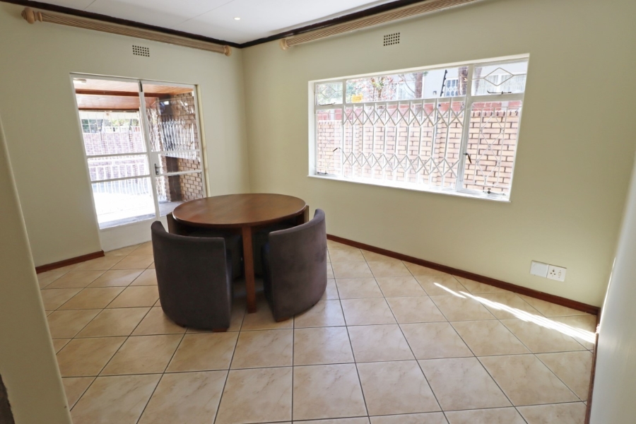 To Let 4 Bedroom Property for Rent in Bryanston West Gauteng
