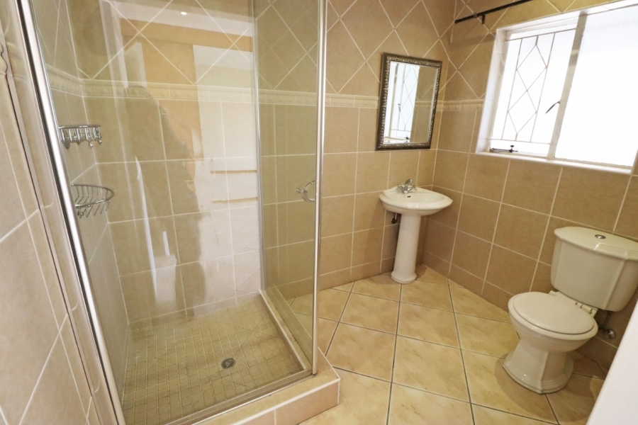 To Let 4 Bedroom Property for Rent in Bryanston West Gauteng
