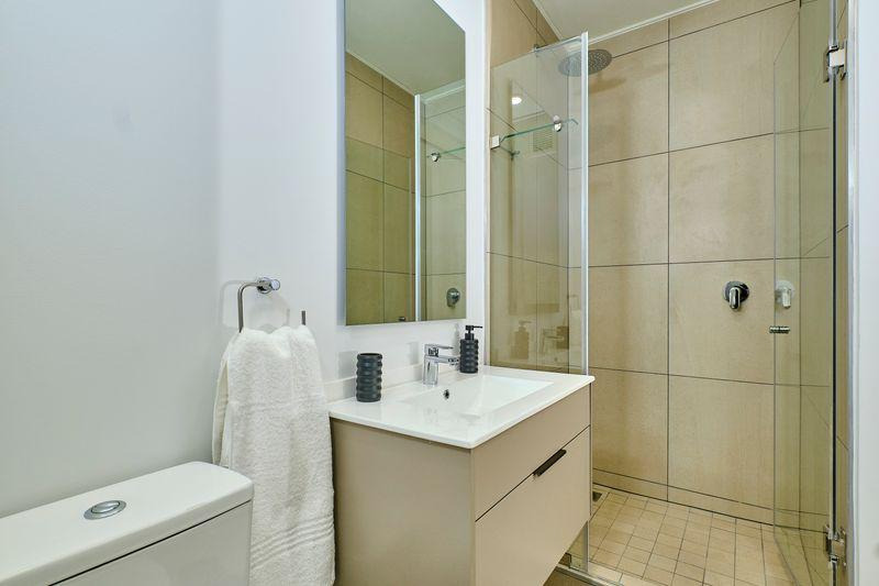 To Let 1 Bedroom Property for Rent in Rosebank Gauteng