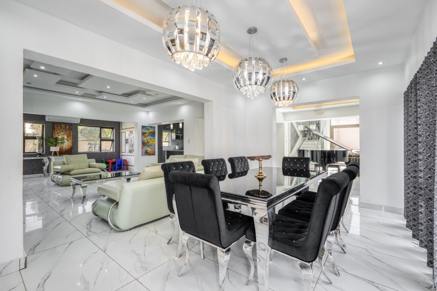 4 Bedroom Property for Sale in Broadacres Gauteng