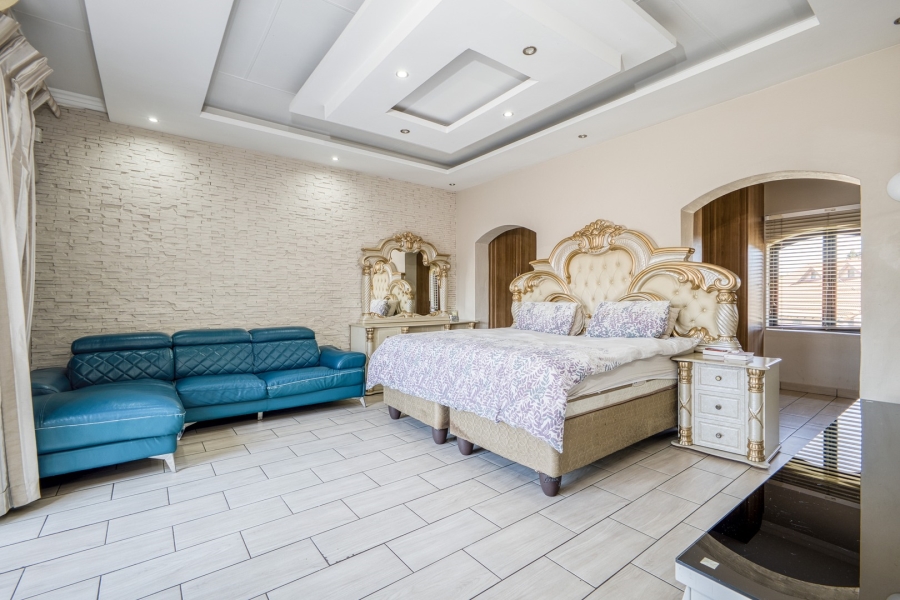 4 Bedroom Property for Sale in Broadacres Gauteng