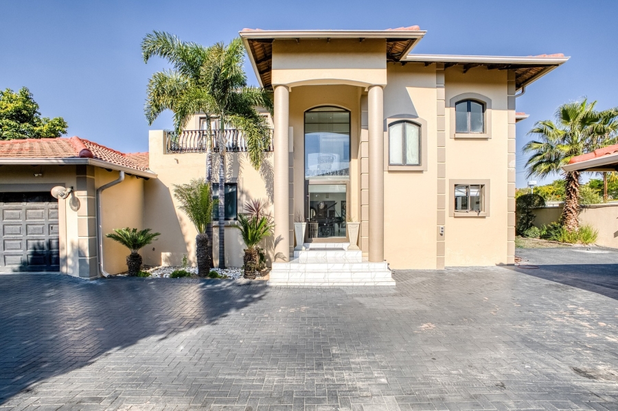 4 Bedroom Property for Sale in Broadacres Gauteng