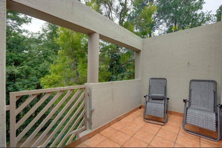 To Let 2 Bedroom Property for Rent in Bryanston Gauteng