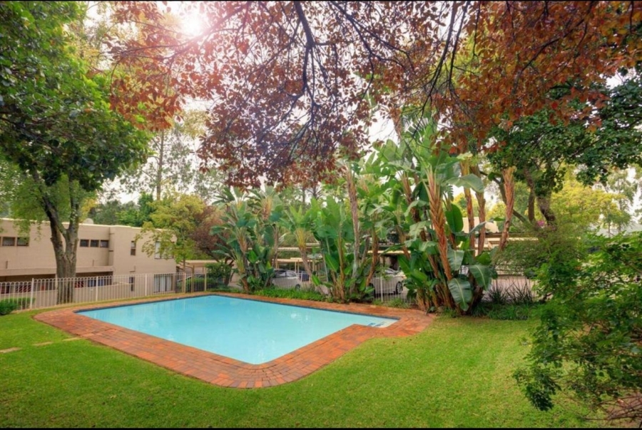 To Let 2 Bedroom Property for Rent in Bryanston Gauteng