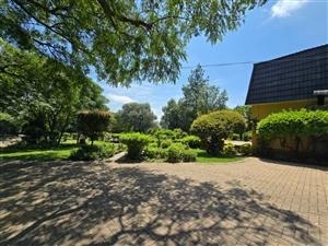 4 Bedroom Property for Sale in Blignautsrus A H Gauteng