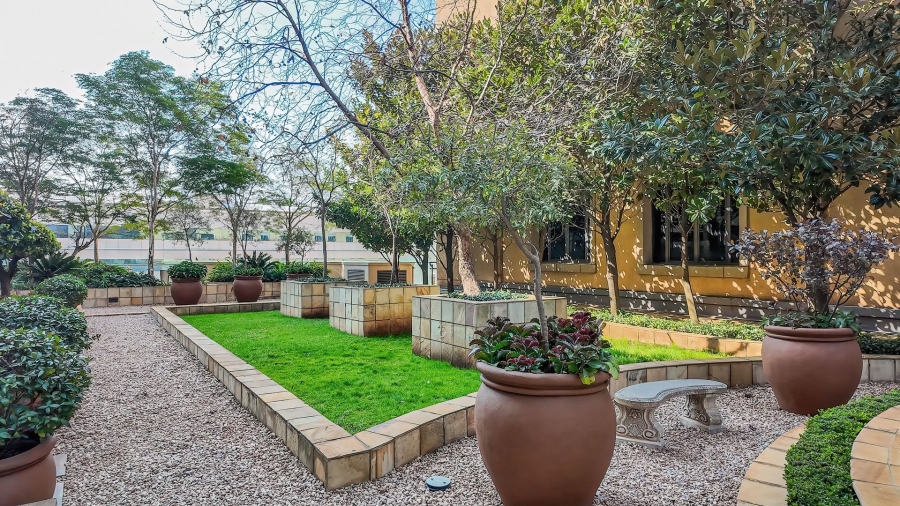 1 Bedroom Property for Sale in Sandown Gauteng