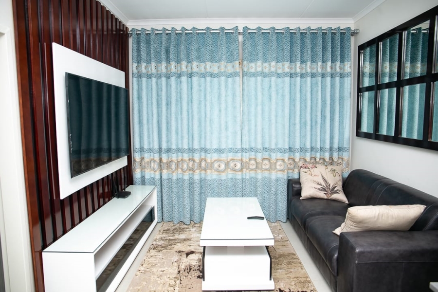 To Let 1 Bedroom Property for Rent in Carlswald Gauteng