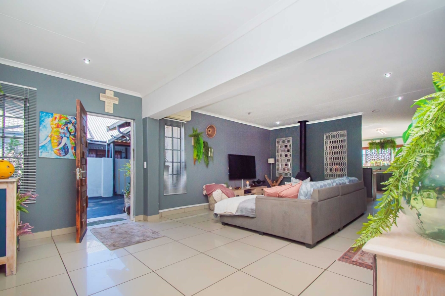 4 Bedroom Property for Sale in Krugersdorp North Gauteng