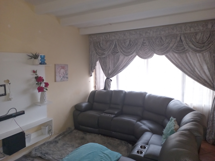 1 Bedroom Property for Sale in Mindalore Gauteng