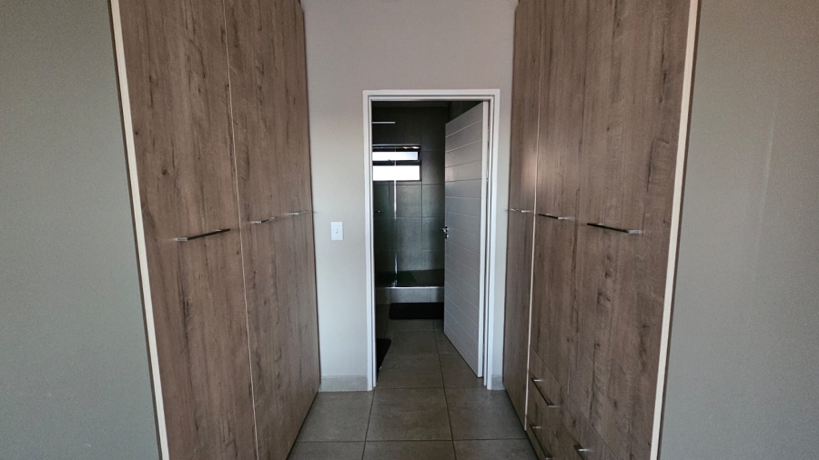 To Let 2 Bedroom Property for Rent in Six Fountains Residential Estate Gauteng