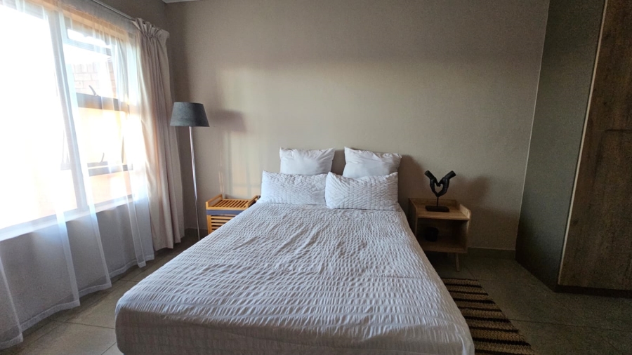 To Let 2 Bedroom Property for Rent in Six Fountains Residential Estate Gauteng