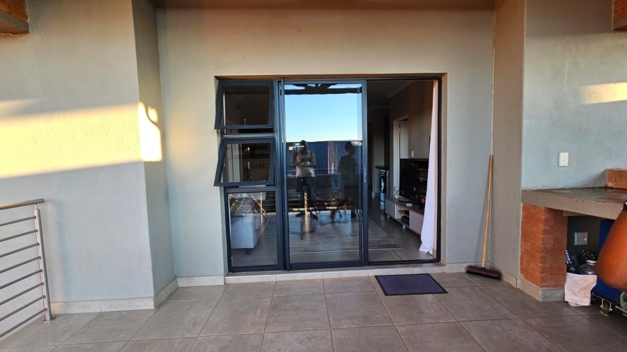 To Let 2 Bedroom Property for Rent in Six Fountains Residential Estate Gauteng