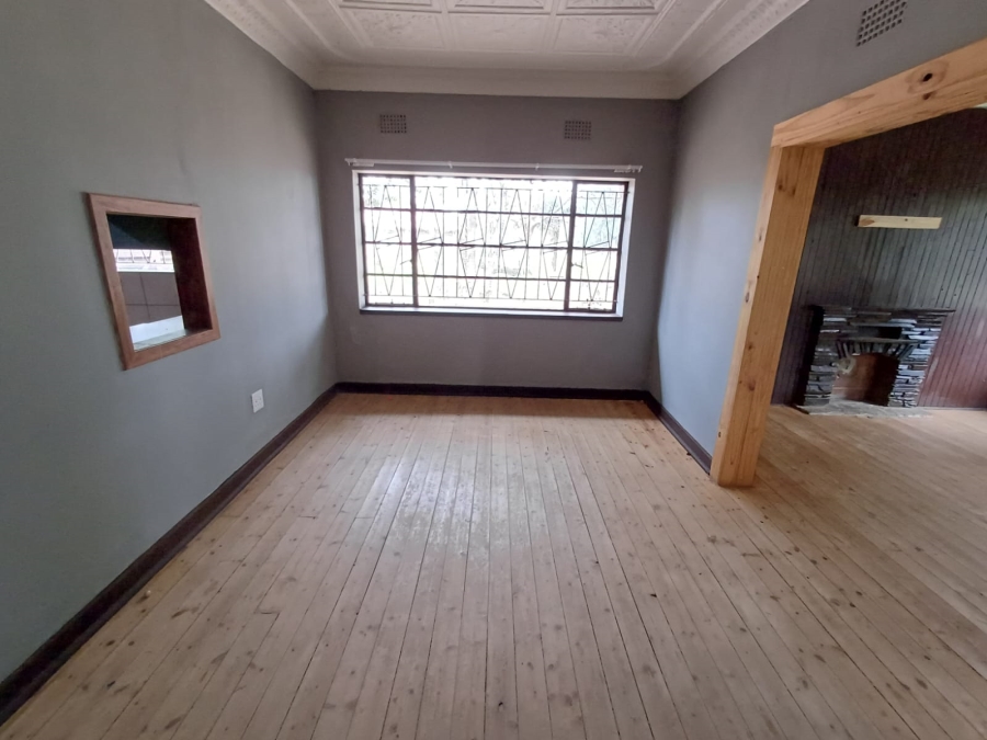 3 Bedroom Property for Sale in Unitas Park Gauteng