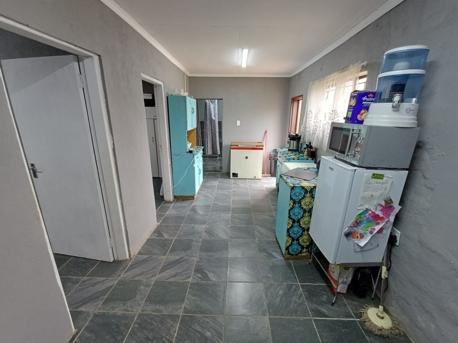 3 Bedroom Property for Sale in Unitas Park Gauteng