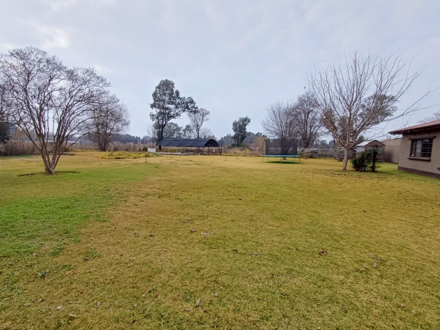 3 Bedroom Property for Sale in Unitas Park Gauteng