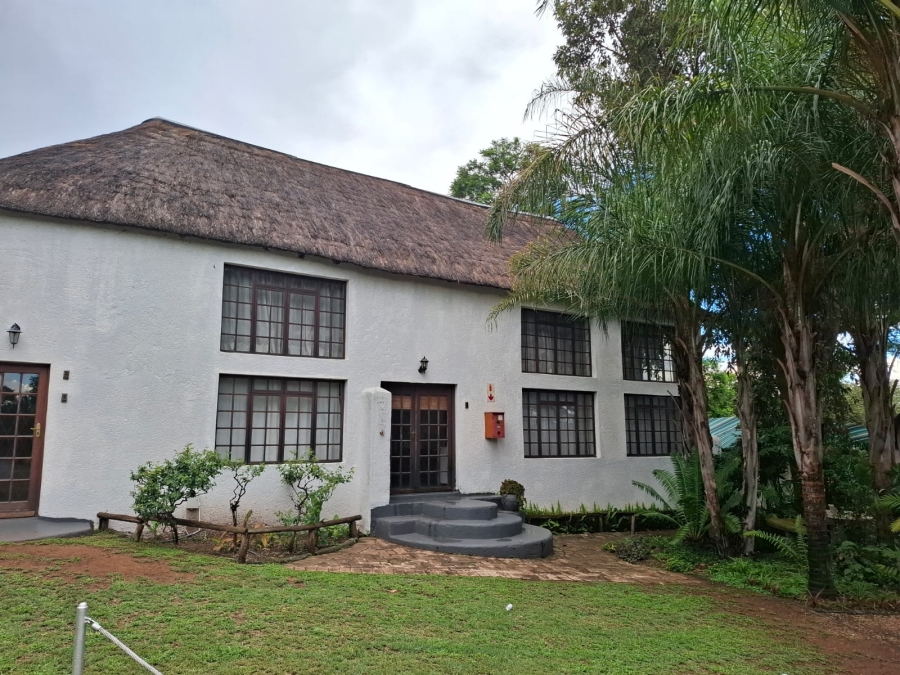 8 Bedroom Property for Sale in Kameeldrift East Gauteng