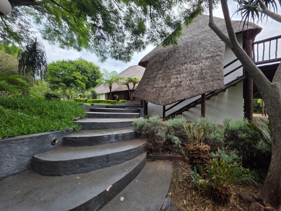 8 Bedroom Property for Sale in Kameeldrift East Gauteng