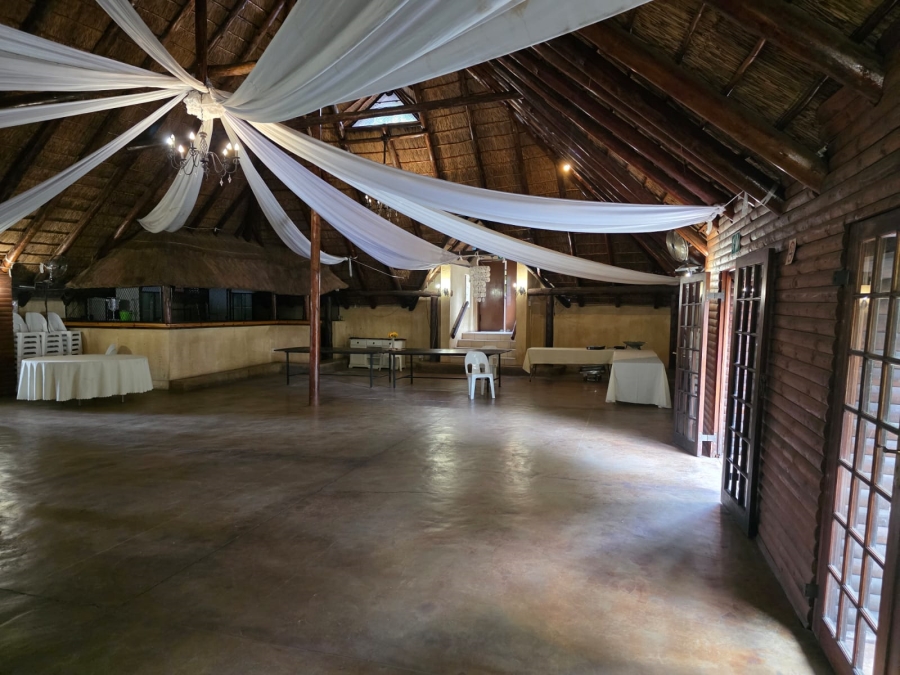 8 Bedroom Property for Sale in Kameeldrift East Gauteng