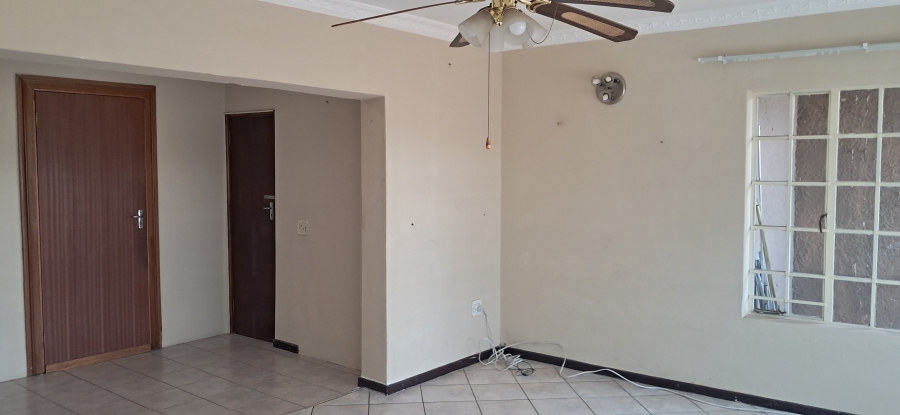 To Let 1 Bedroom Property for Rent in Witpoortjie Gauteng