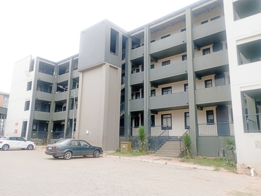 2 Bedroom Property for Sale in Fleurhof Gauteng