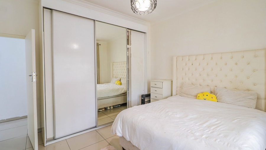 4 Bedroom Property for Sale in Bramley North Gauteng