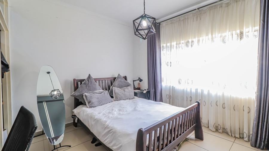 4 Bedroom Property for Sale in Bramley North Gauteng