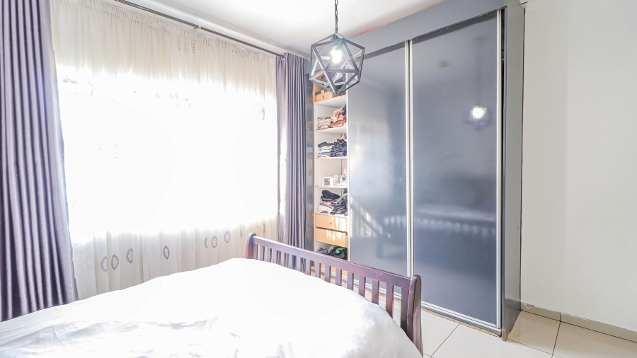 4 Bedroom Property for Sale in Bramley North Gauteng