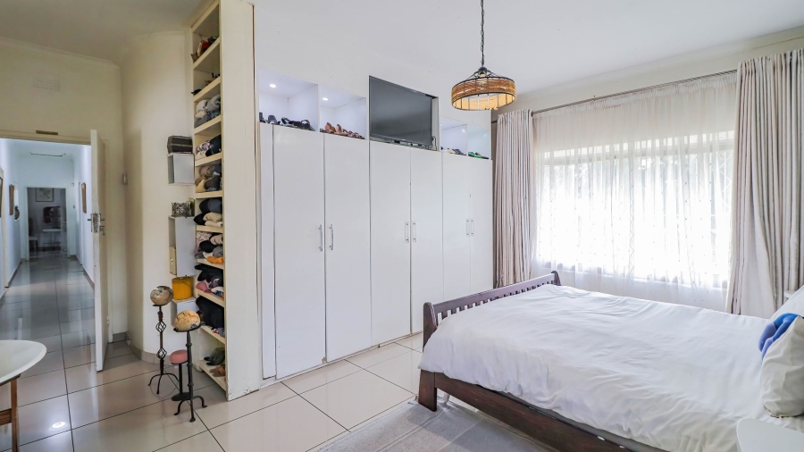 4 Bedroom Property for Sale in Bramley North Gauteng