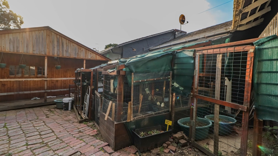 4 Bedroom Property for Sale in Bramley North Gauteng