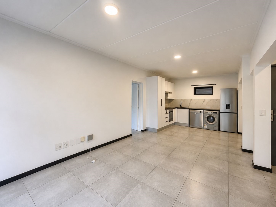To Let 2 Bedroom Property for Rent in Bryanston Gauteng