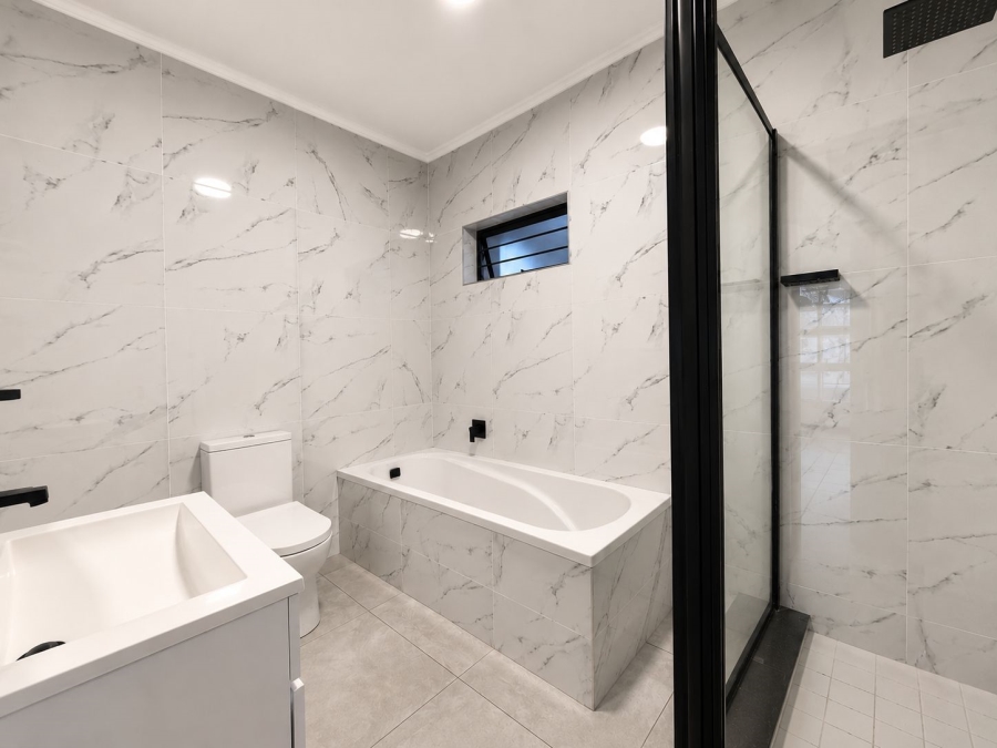 To Let 2 Bedroom Property for Rent in Bryanston Gauteng