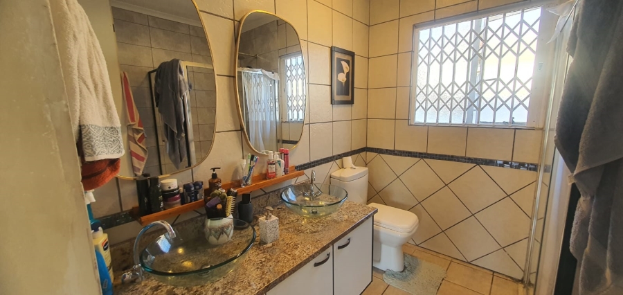 3 Bedroom Property for Sale in Eastleigh Gauteng