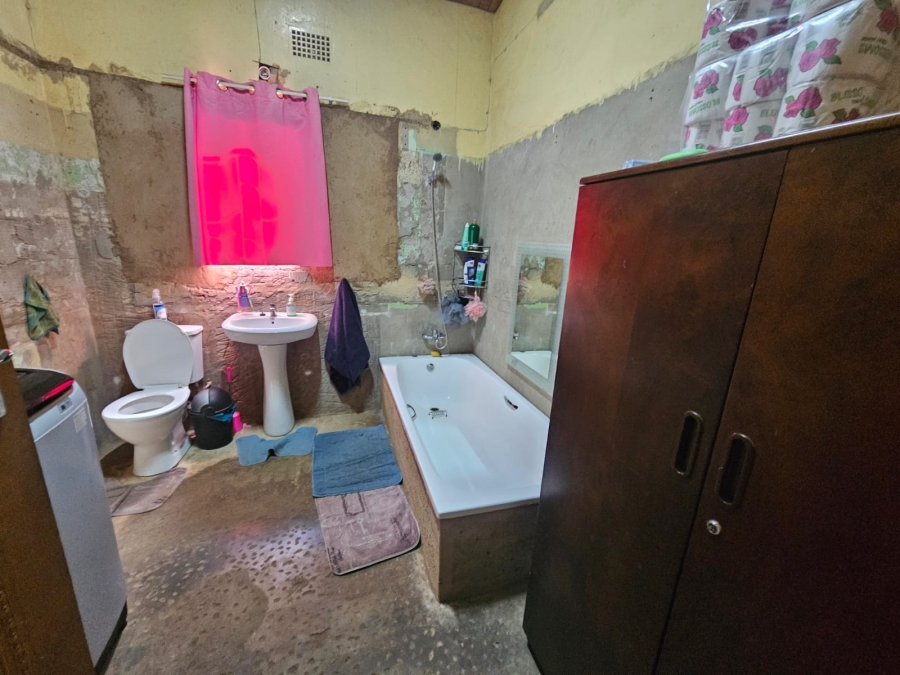 14 Bedroom Property for Sale in Vissershoek AH Gauteng