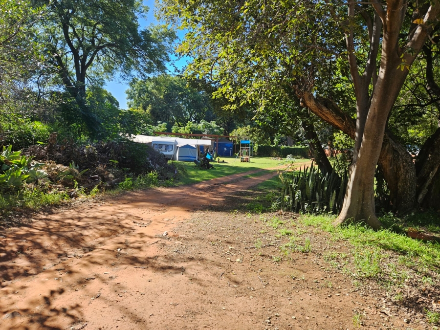 14 Bedroom Property for Sale in Vissershoek AH Gauteng