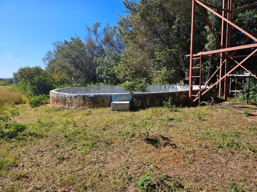 14 Bedroom Property for Sale in Vissershoek AH Gauteng