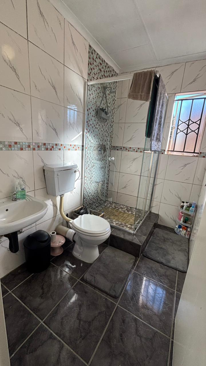 2 Bedroom Property for Sale in Windmill Park Gauteng
