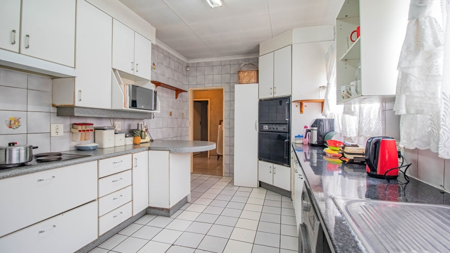 4 Bedroom Property for Sale in Freeway Park Gauteng