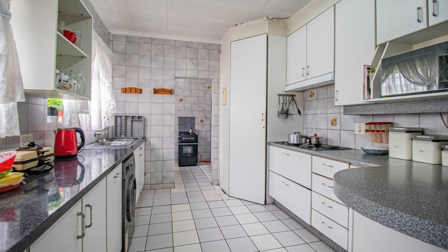 4 Bedroom Property for Sale in Freeway Park Gauteng