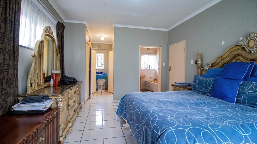 4 Bedroom Property for Sale in Freeway Park Gauteng