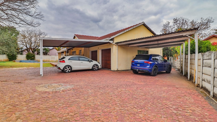 4 Bedroom Property for Sale in Freeway Park Gauteng