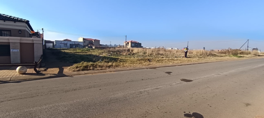 0 Bedroom Property for Sale in Golden Gardens Gauteng